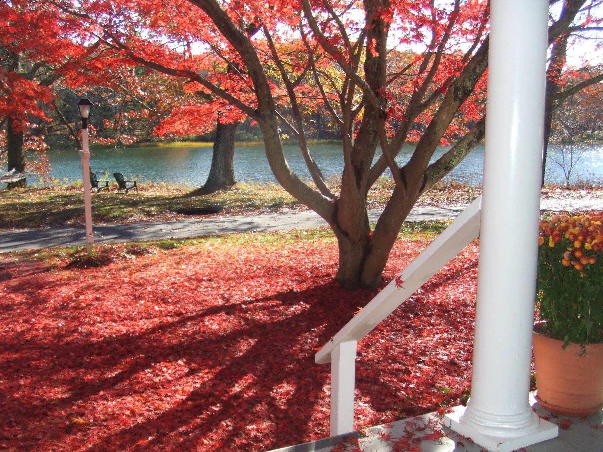 House On Chase Creek Bed & Breakfast Shelter Island Heights Exterior photo